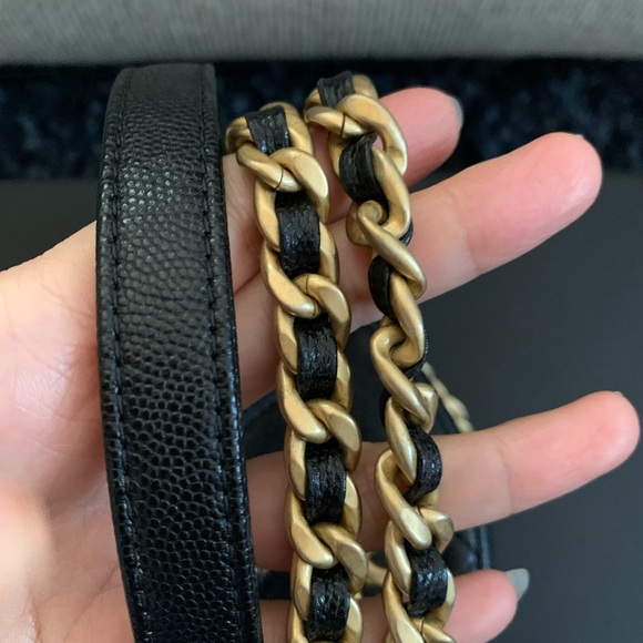 Chanel 20A round bag - Picture 7 of 8